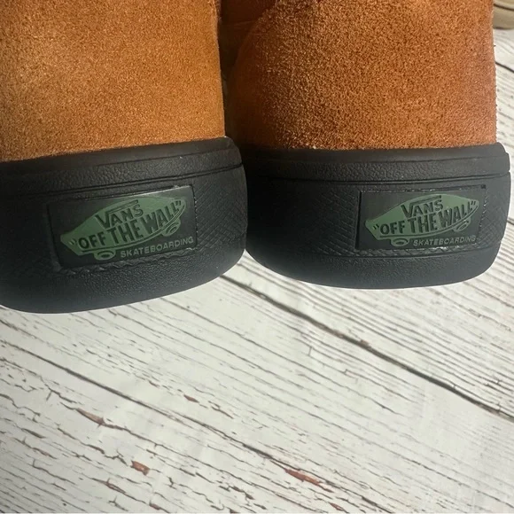 NEW! VANS Skate Zahba Mid Shoe - Picture 3 of 13